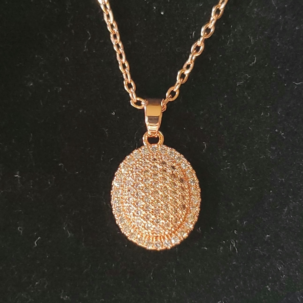 Waffle pattern Rose Gold Necklace
